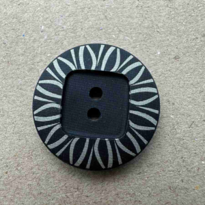 S8105 28mm 49